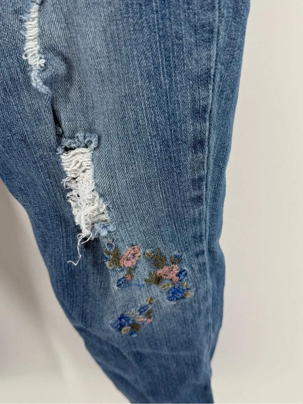 Democracy Light Blue Distressed Jeans with Floral Embroidery